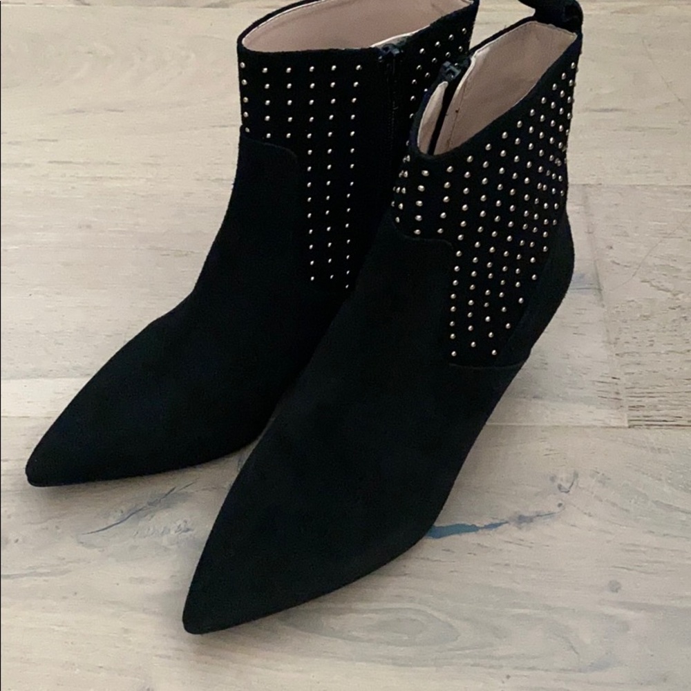 Zara booties, size 39, worn once.